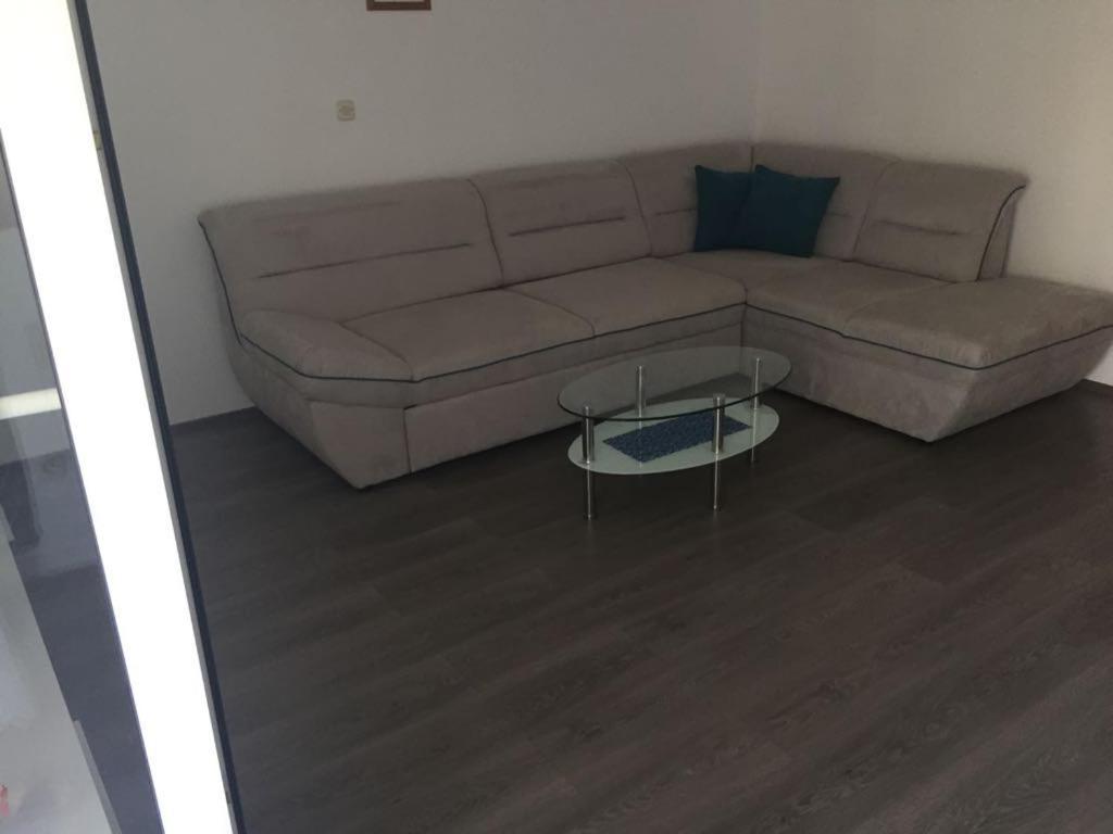 Apartmani Ana Malinska Dış mekan fotoğraf