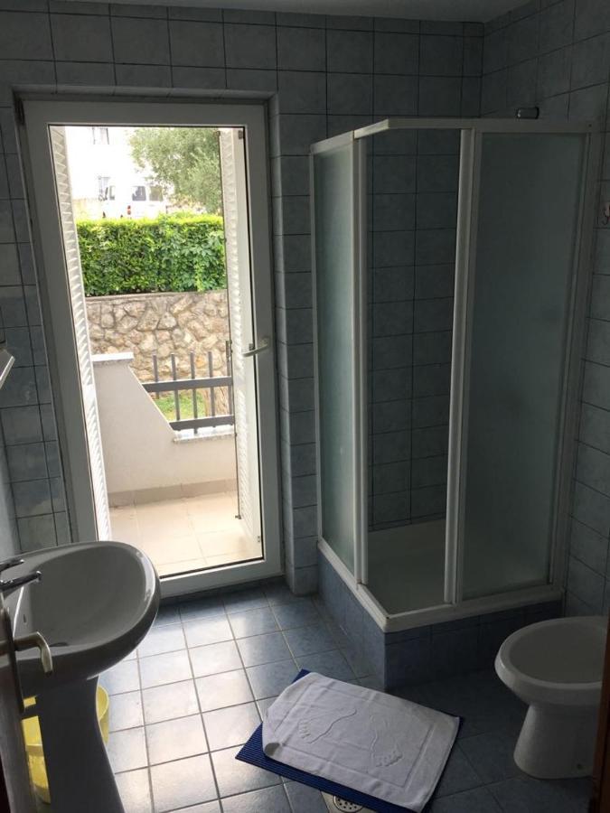 Apartmani Ana Malinska Dış mekan fotoğraf
