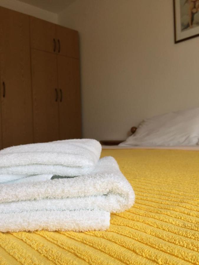 Apartmani Ana Malinska Dış mekan fotoğraf
