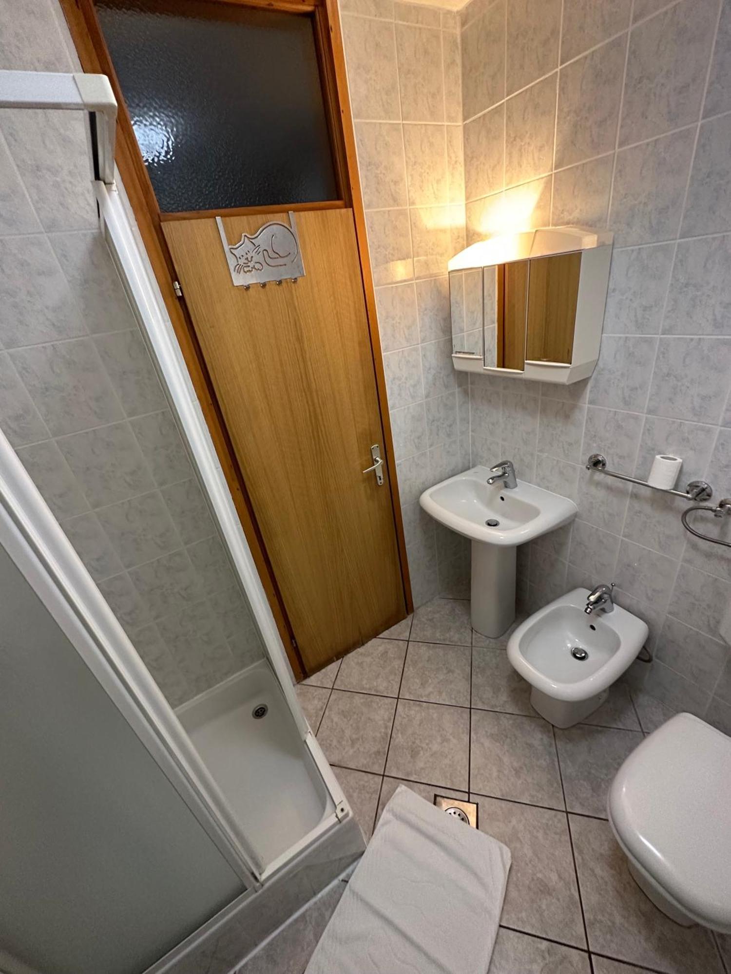 Apartmani Ana Malinska Dış mekan fotoğraf